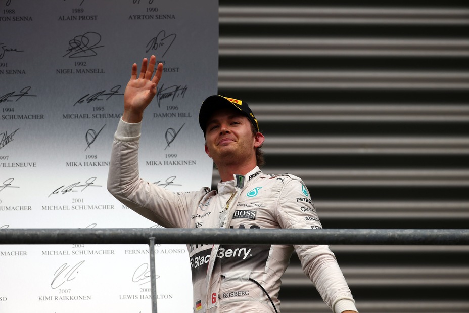 F1 Mercedes, fiocco rosa per Rosberg