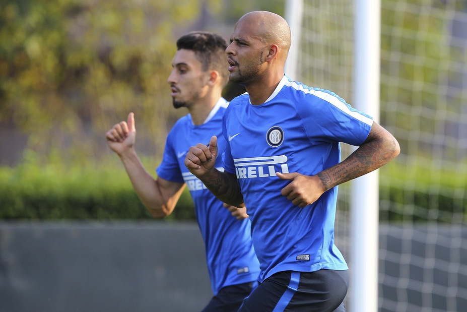 Il Galatasaray: «Melo e Telles all'Inter? Dovevamo vendere»