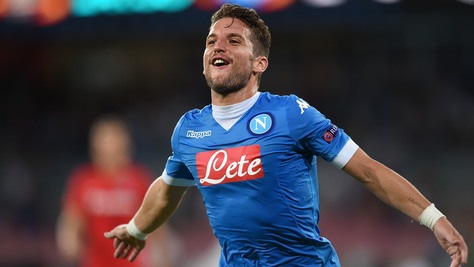 Napoli, cinquina al Bruges: Mertens-Callejon show