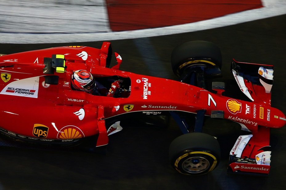 F1 Singapore, Raikkonen secondo nelle libere