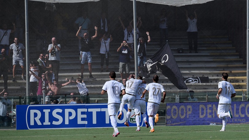 Brutta Salernitana: all'Arechi passa lo Spezia