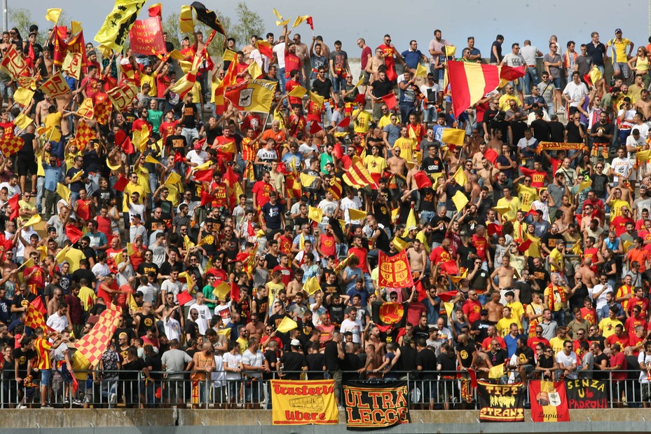 Il Lecce: «Eccessivo vietare la trasferta» Il Lecce: «Eccessivo vietare la trasferta»