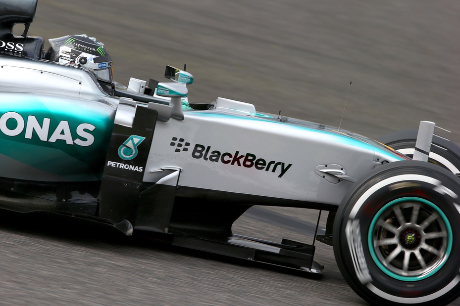 F1 Suzuka, Rosberg in testa in Q2