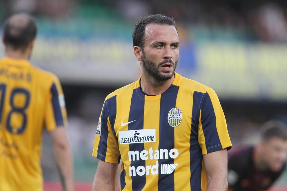 Verona, per Pazzini seduta differenziata Verona, per Pazzini seduta differenziata