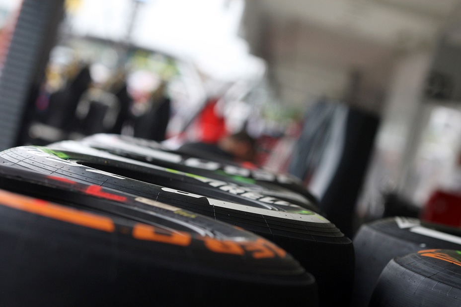 F1, Pirelli a Sochi con gomme morbide