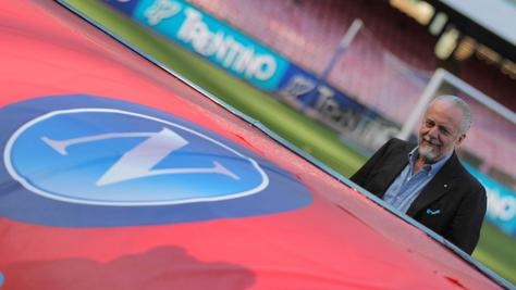 Napoli, convenzione-ponte sul San Paolo rinviata