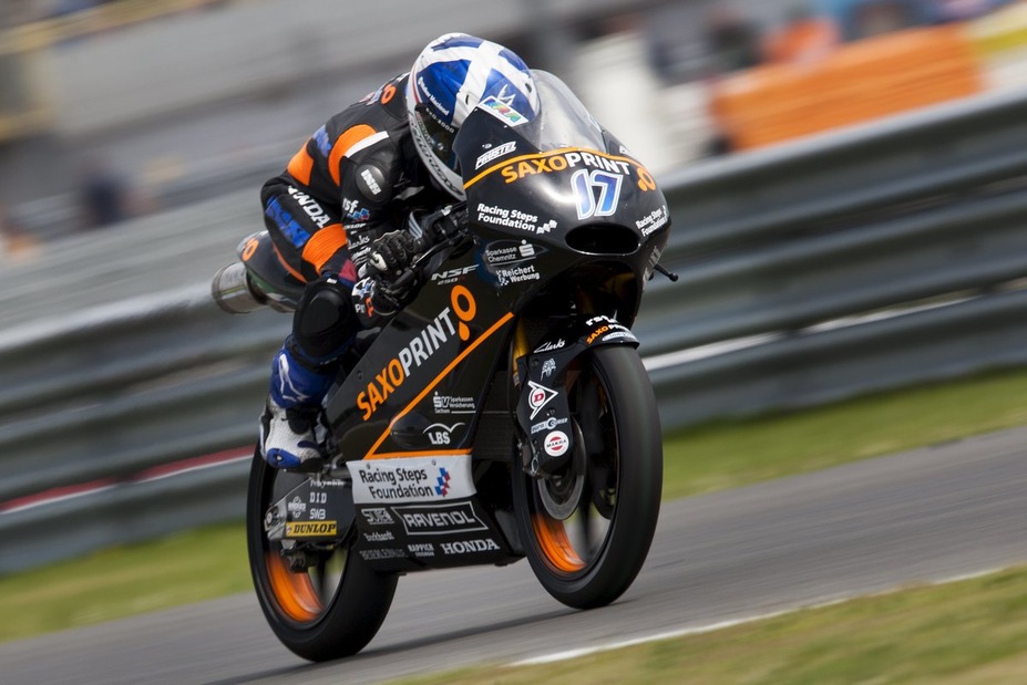 Moto3 Australia, prima pole per McPhee