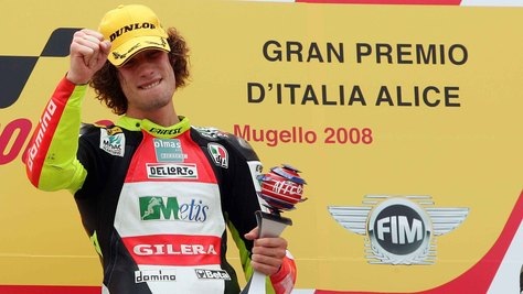 MotoGp Sepang, Paolo Simoncelli: “Marco è vivo”