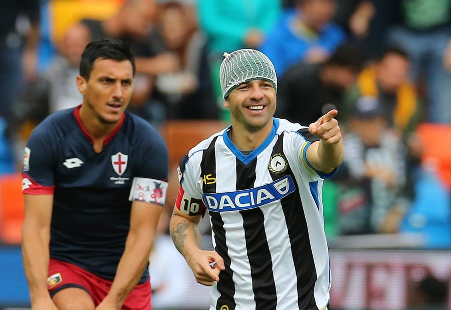 Genoa, speranza Burdisso per il Napoli Genoa, speranza Burdisso per il Napoli
