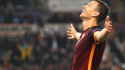 Dzeko: «Roma, non puoi sparire dal campo!»