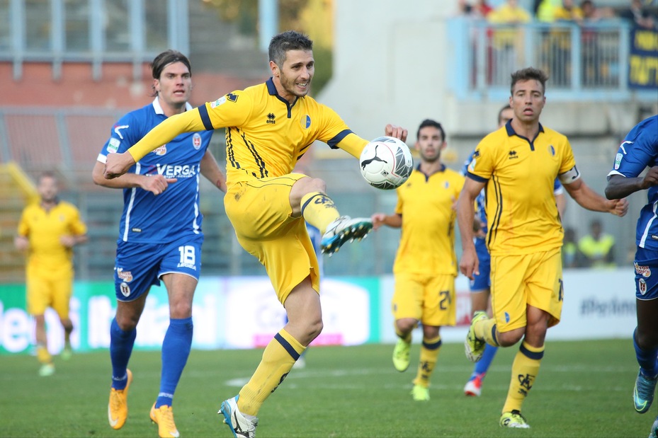 Modena, Marzorati stende la Pro Vercelli