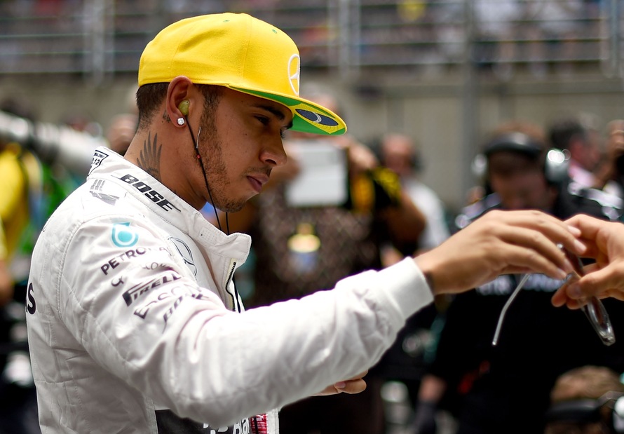 F1 Mercedes, per Hamilton servono regole nuove