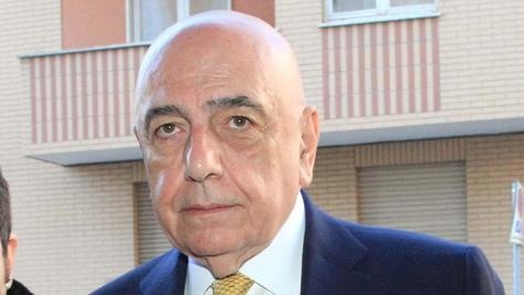 Milan, Galliani: «Mihajlovic deve adattarsi alla nostra linea»