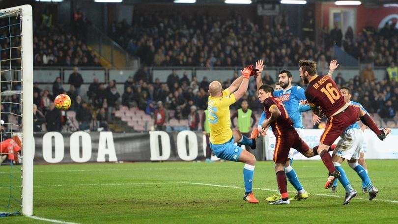 Serie A, Napoli-Roma 0-0 e l'Inter scappa