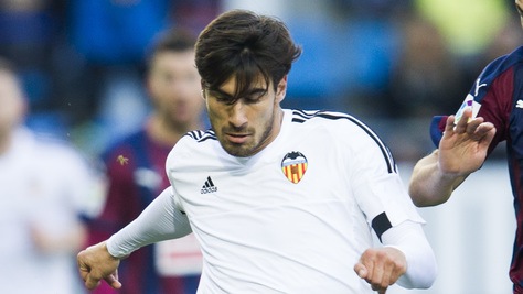 Calciomercato Napoli, ecco chi è André Gomes