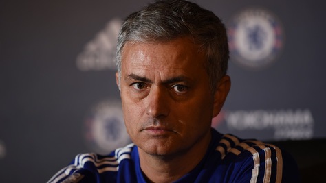 Real, Benitez vacilla e in lavagna irrompe Mourinho