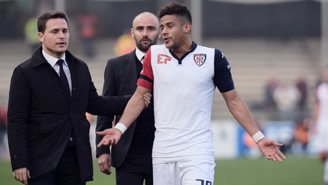 Serie B Cagliari, Tello: «Chiedo scusa ai tifosi della Salernitana»