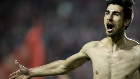 Calciomercato Napoli, si accelera per André Gomes