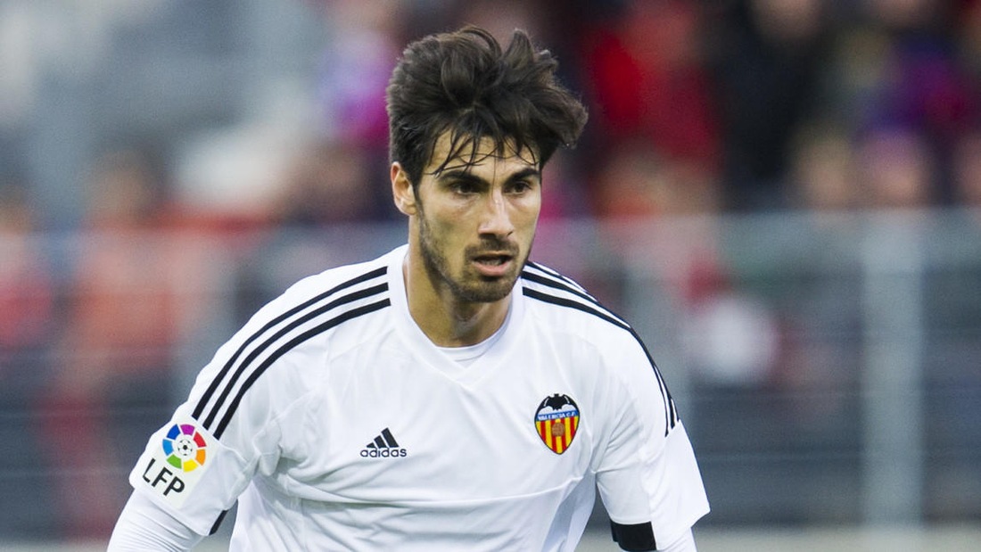 Calciomercato Napoli, colpo Andrè Gomes a gennaio