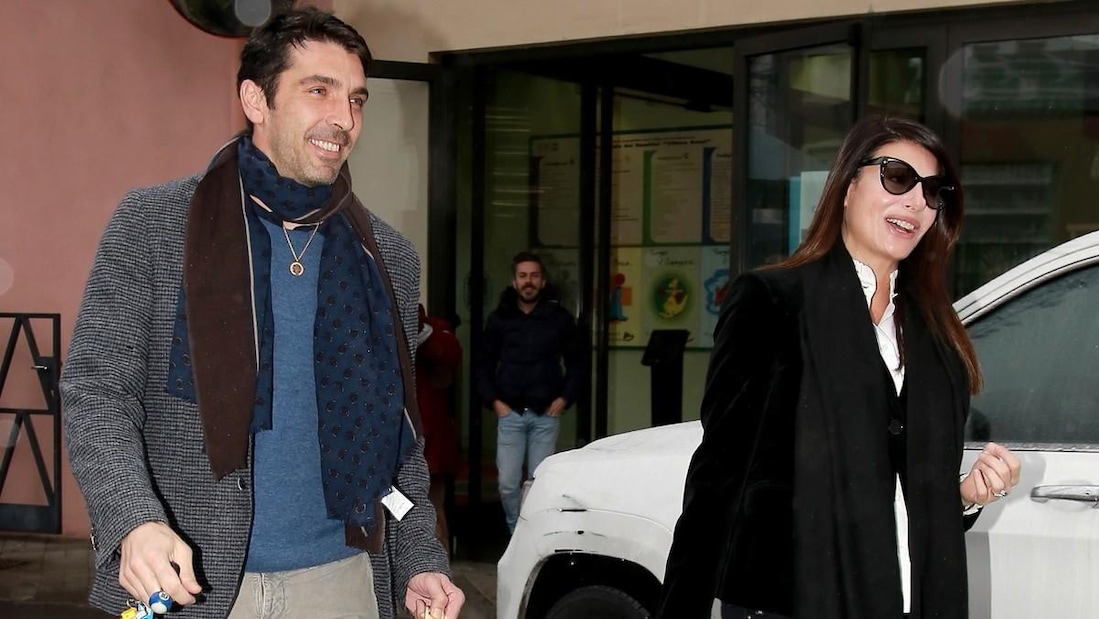 Gigi Buffon e Ilaria D'Amico, le prime foto insieme al figlio Leopoldo Mattia