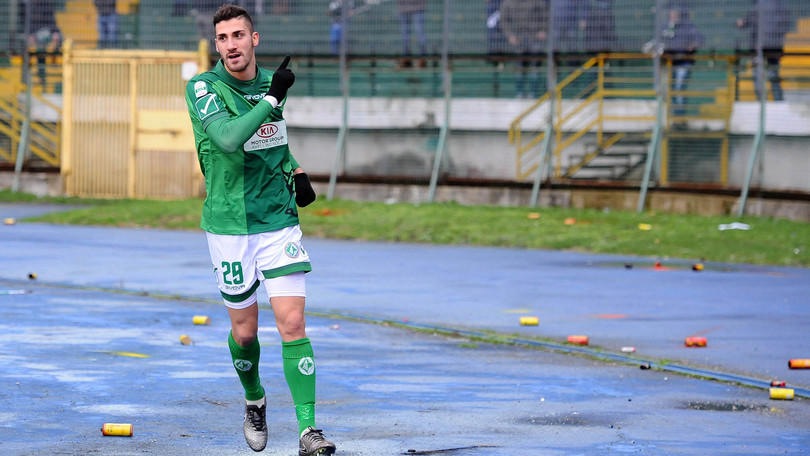 Serie B, Avellino-Salernitana 1-0: decide Trotta