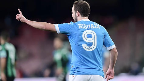 Higuain venti su venti, il Napoli può sognare