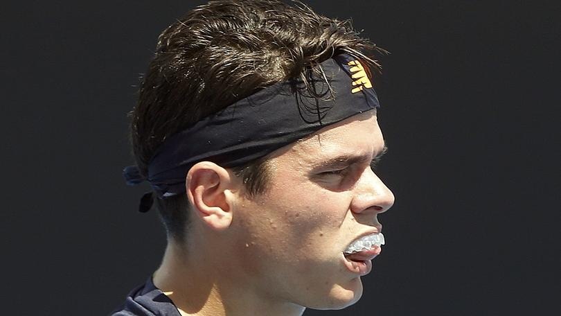 Tennis, Australian Open: Raonic come un pugile: vince con il paradenti!