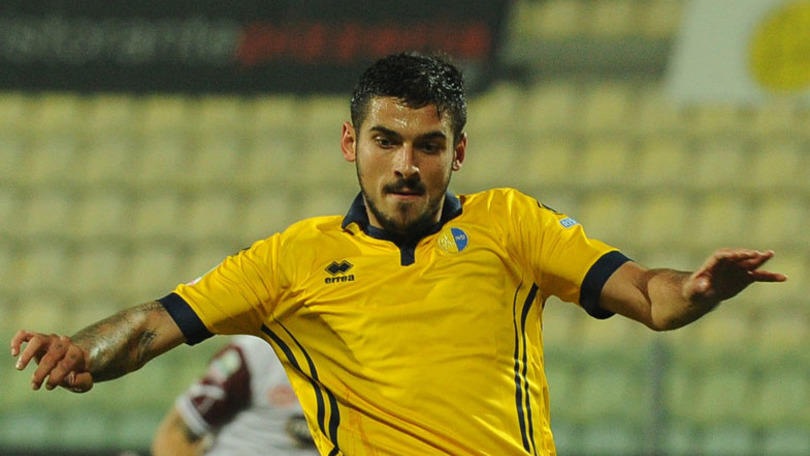 Crotone, quasi fatta per Popescu del Modena