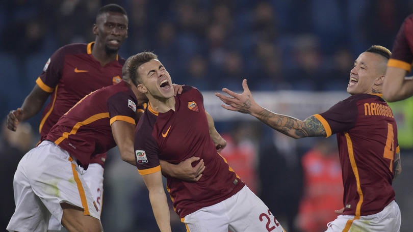 Serie A, Roma-Frosinone 3-1: Nainggolan, il tacco di El Shaarawy e Pjanic stendono i gialloazzurri