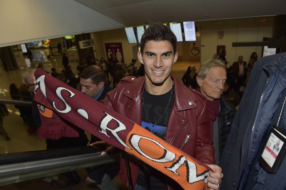 Perotti è della Roma: l'attaccante è atterrato a Fiumicino