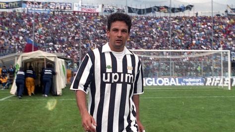 Serie A, Roberto Baggio compie 49 anni. Gli auguri della Juventus: «Leggenda»
