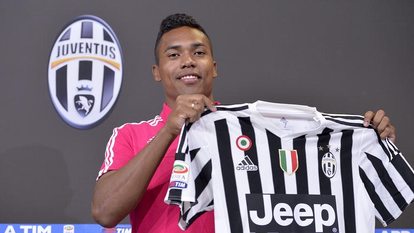 Juve, Alex Sandro: una carica da 26 milioni