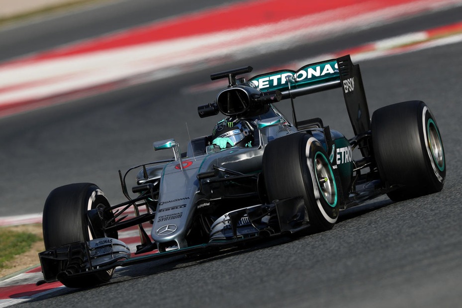 F1, Barcellona: Rosberg il più veloce, Raikkonen quarto