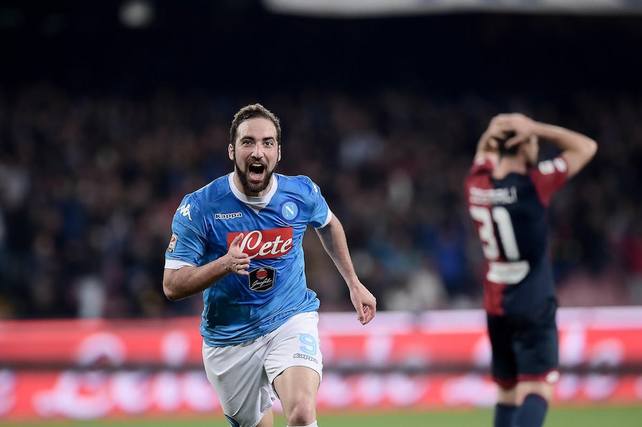 Il "cannoniere internazionale": Higuain da solo al comando