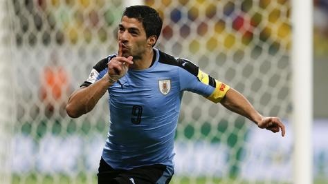 Brasile-Uruguay 2-2, Suarez rientra e va in gol