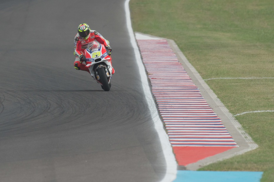 MotoGp, Argentina: Iannone più veloce nel warm up MotoGp, Argentina: Iannone più veloce nel warm up