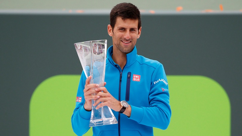 Tennis: Djokovic vince a Miami ed eguaglia Agassi