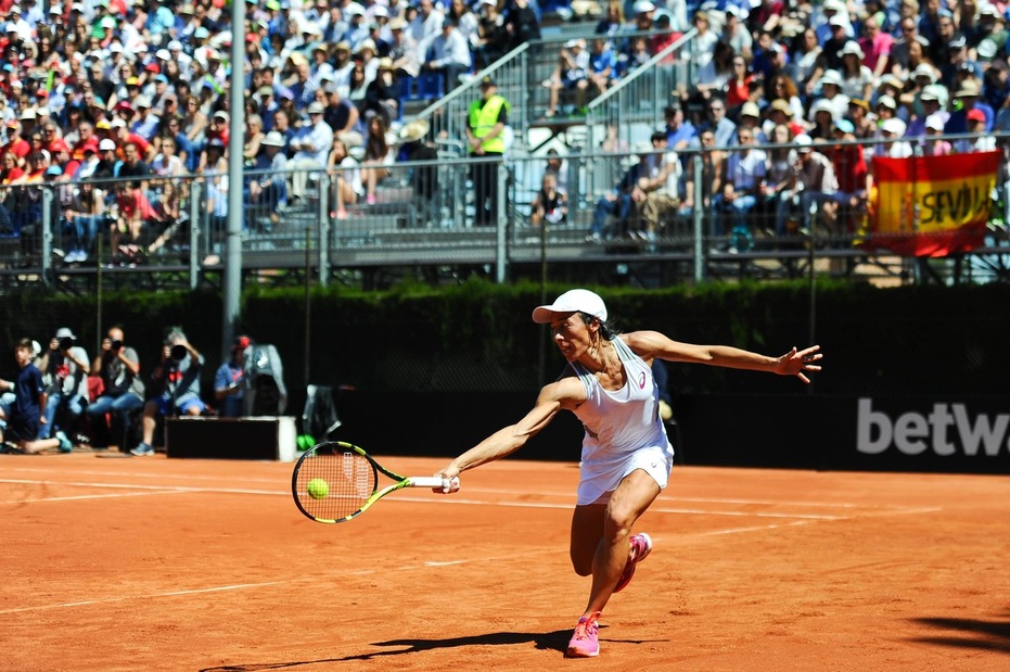 Tennis Fed Cup: Schiavone e Vinci ko, la Spagna vola sul 2-0