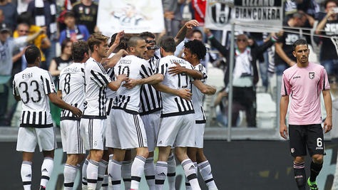 Juventus-Palermo 4-0: bianconeri a +9 sul Napoli