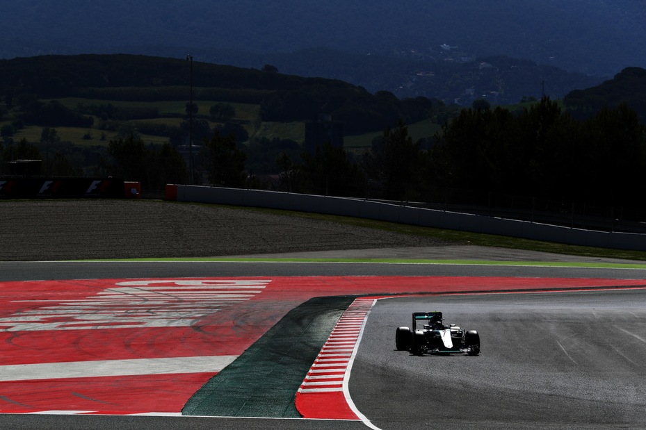 F1, Spagna: Mercedes davanti, Vettel terzo