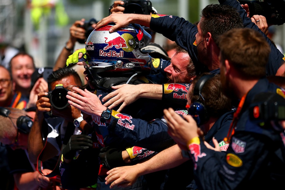 F1 Spagna, Jos Verstappen: «Max è stato incredibile»