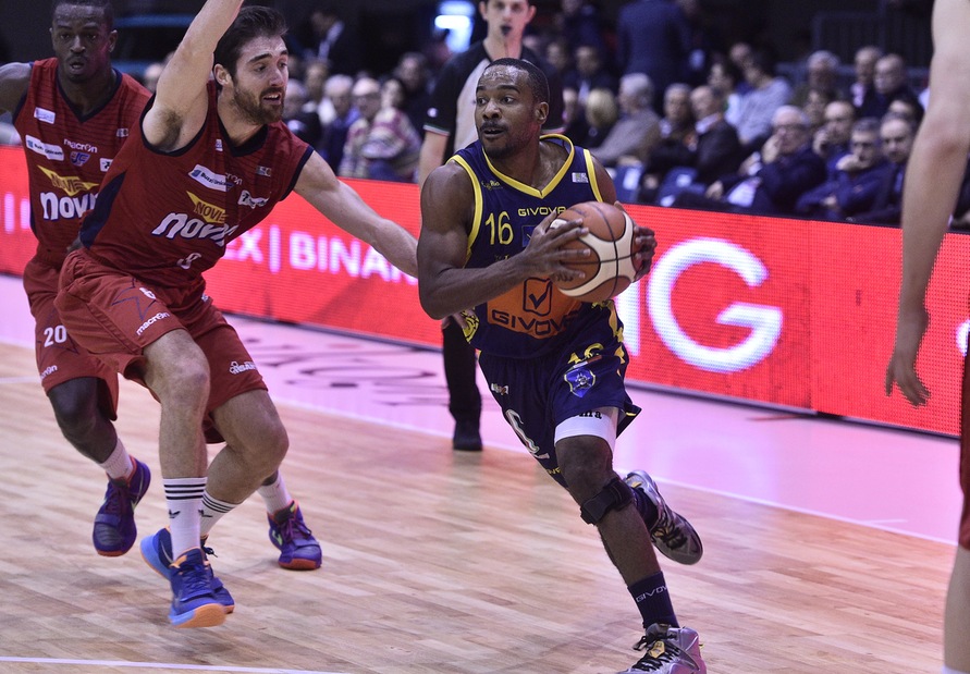 Basket A2, Scafati avanti, Tortona a gara5 Basket A2, Scafati avanti, Tortona a gara5
