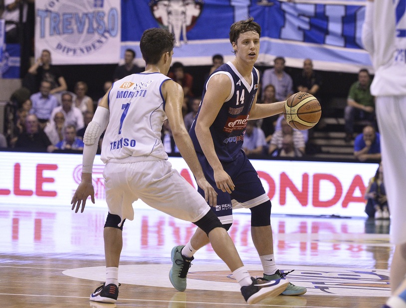 Basket A2, colpaccio a Treviso: Eternedile sull'1-0 Basket A2, colpaccio a Treviso: Eternedile sull'1-0
