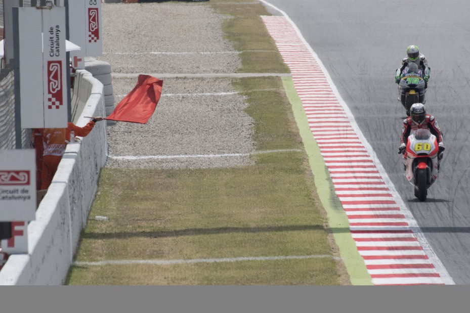 Moto2, tragedia Salom: si corre gp Catalogna, ma con la pista modificata