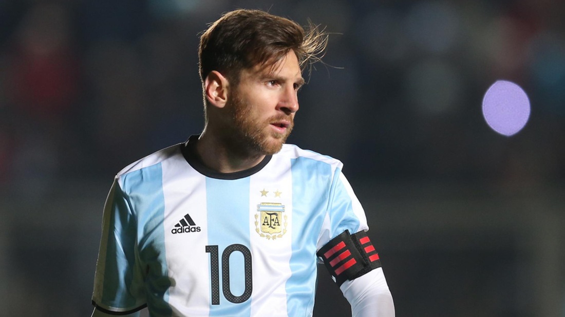 Processo a Messi: «Firmava ma non leggeva»
