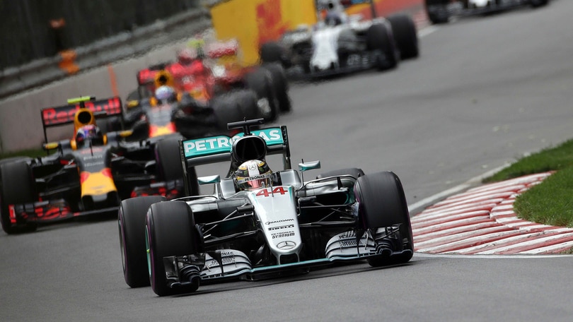 F1, Hamilton vola nelle scommesse sul titolo