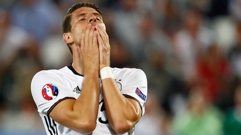 Germania, Europei finiti per Gomez. Khedira in forse per la semifinale