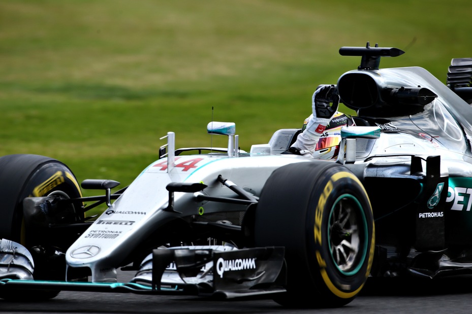 F1, Silverstone: Hamilton davanti, poi le Red Bull e Vettel