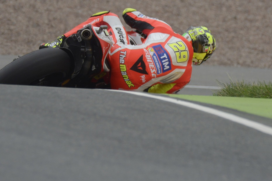 MotoGp Sachsenring: Iannone davanti nelle ultime libere MotoGp Sachsenring: Iannone davanti nelle ultime libere