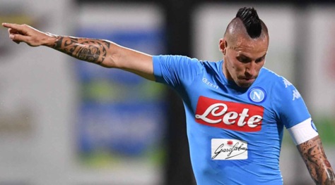 Ufficiale: Hamsik rinnova. Al Napoli fino al 2020